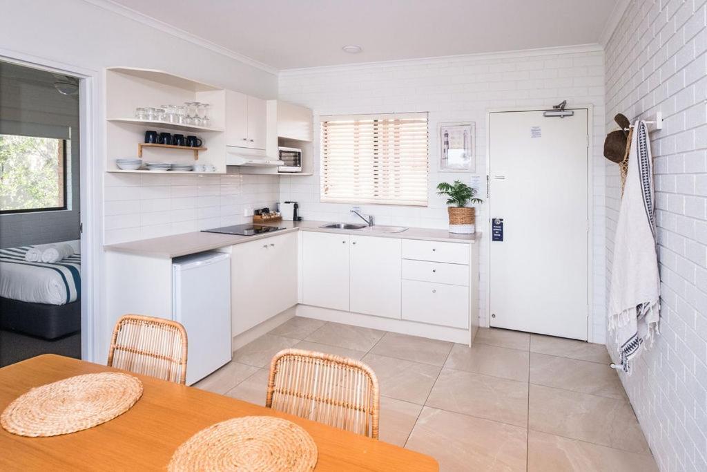 Mollymook Seascape Motel And Apartments (Adults Only) Eksteriør bilde